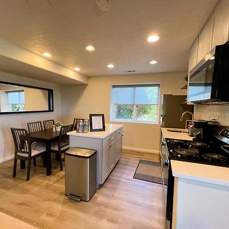 City View Retreat 2 Bedroom 1 B Draper Bagian luar foto