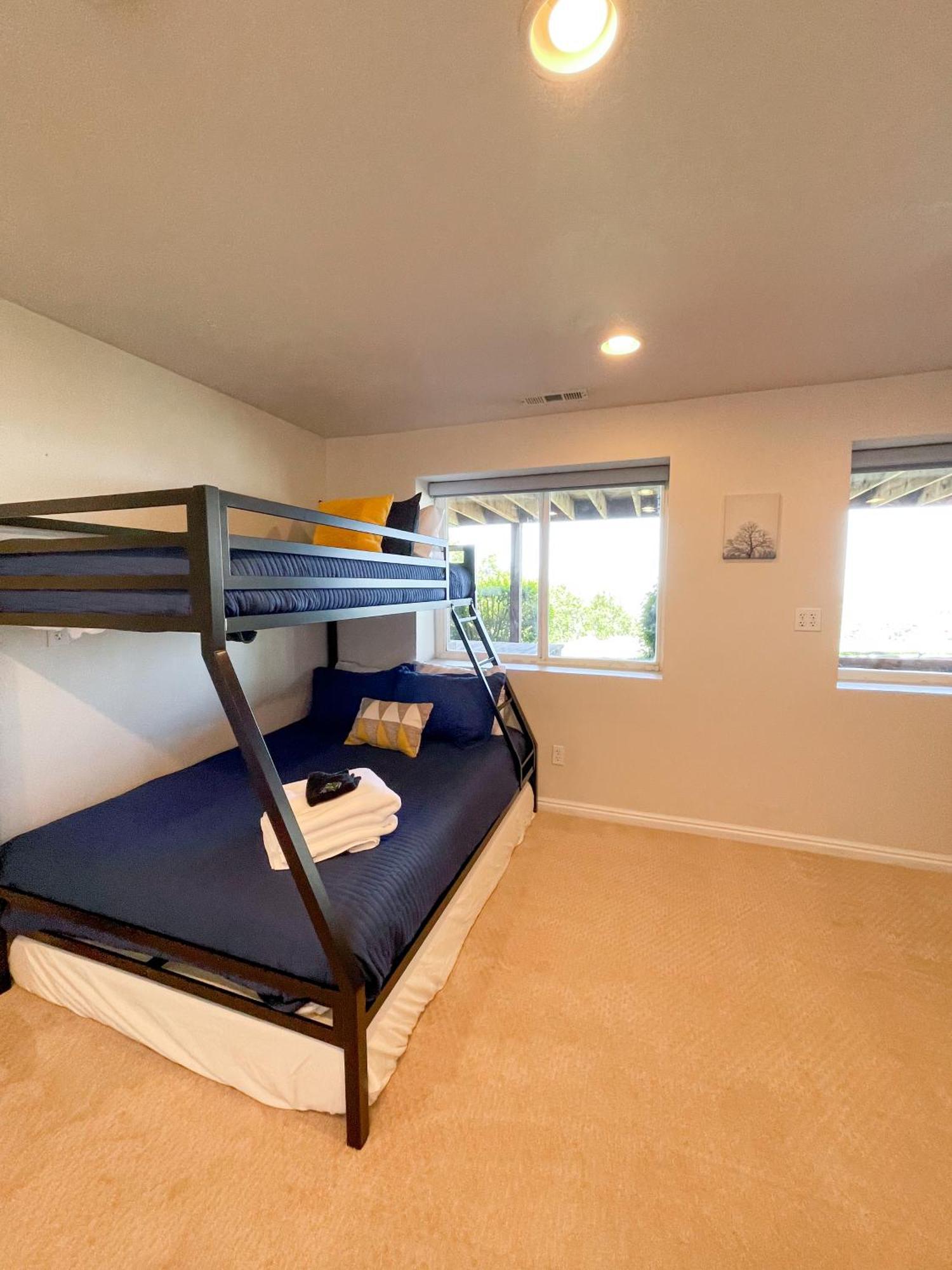 City View Retreat 2 Bedroom 1 B Draper Bagian luar foto