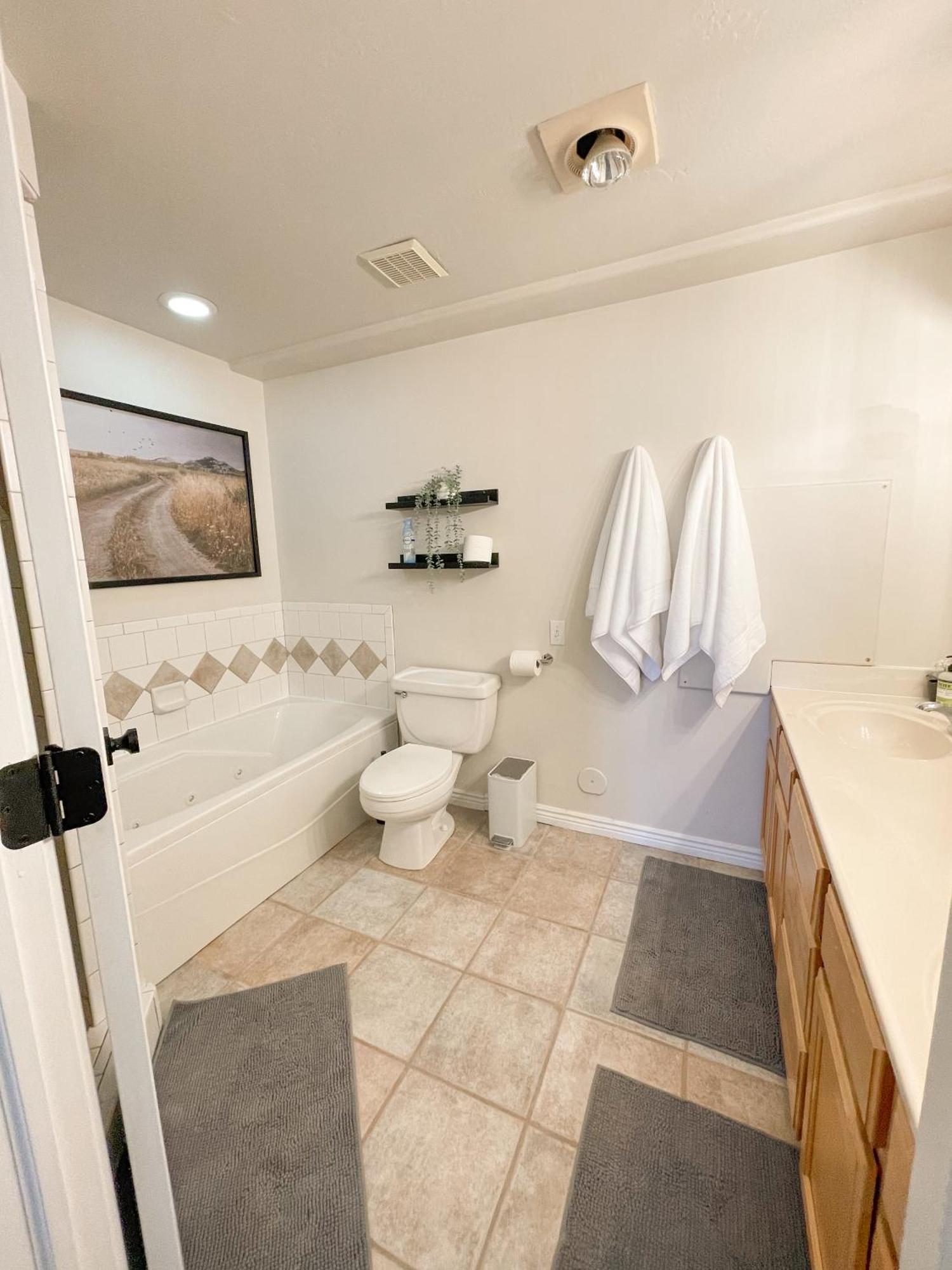 City View Retreat 2 Bedroom 1 B Draper Bagian luar foto