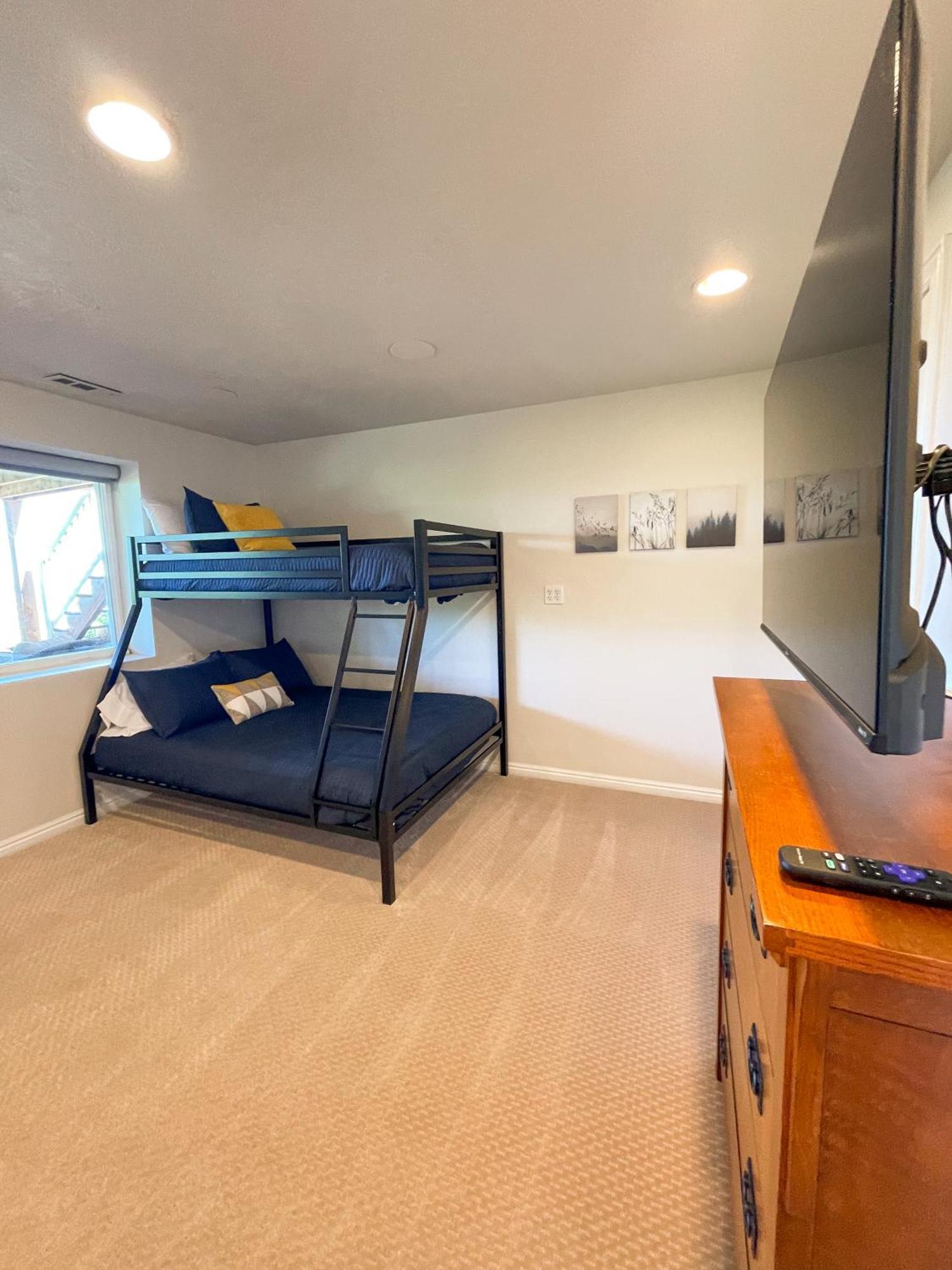 City View Retreat 2 Bedroom 1 B Draper Bagian luar foto
